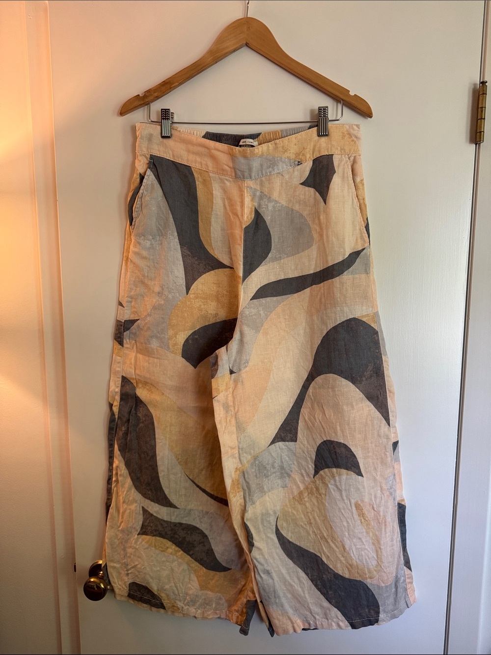Rachel Zoe Abstract Wide-Leg Women’s Linen Pant in Peach and Charcoal